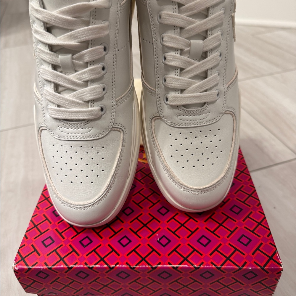Tory Burch Clover Court Sneakers - Picture 7 of 9